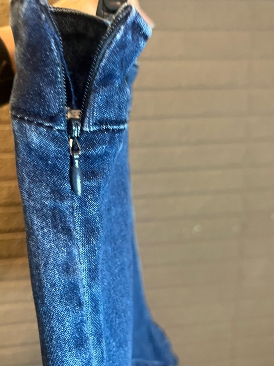 Commence Classic High-Rise Denim Shorts in Blue size XL - Picture 4 of 4